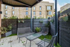 Atheldene Road London SW18 photo 4