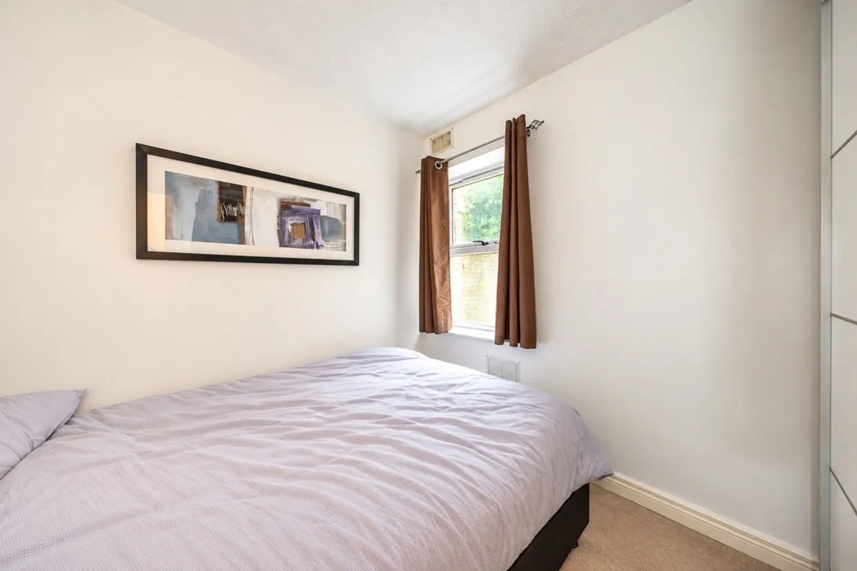 Gower Close London SW4 photo 11