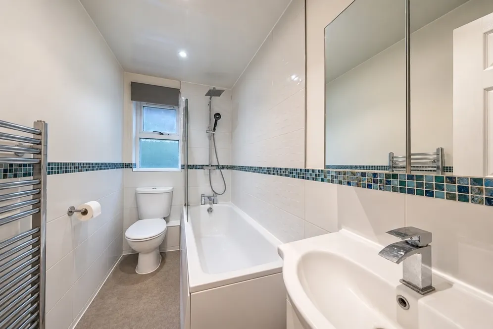 Gower Close London SW4 photo 12