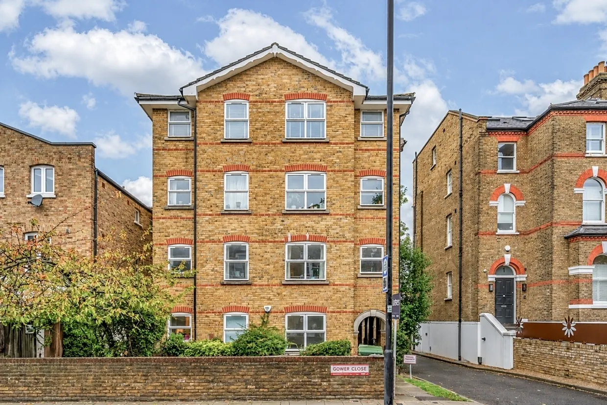 Gower Close London SW4 photo 14