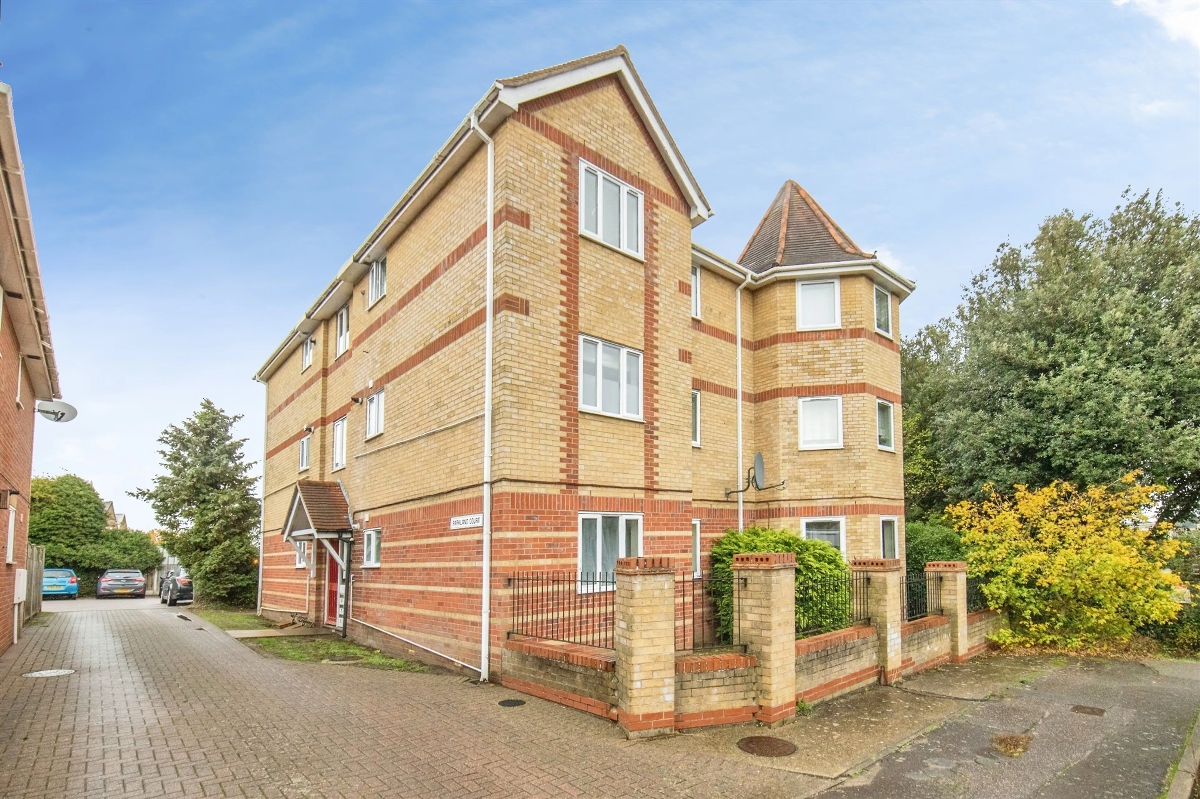 Property photo 0