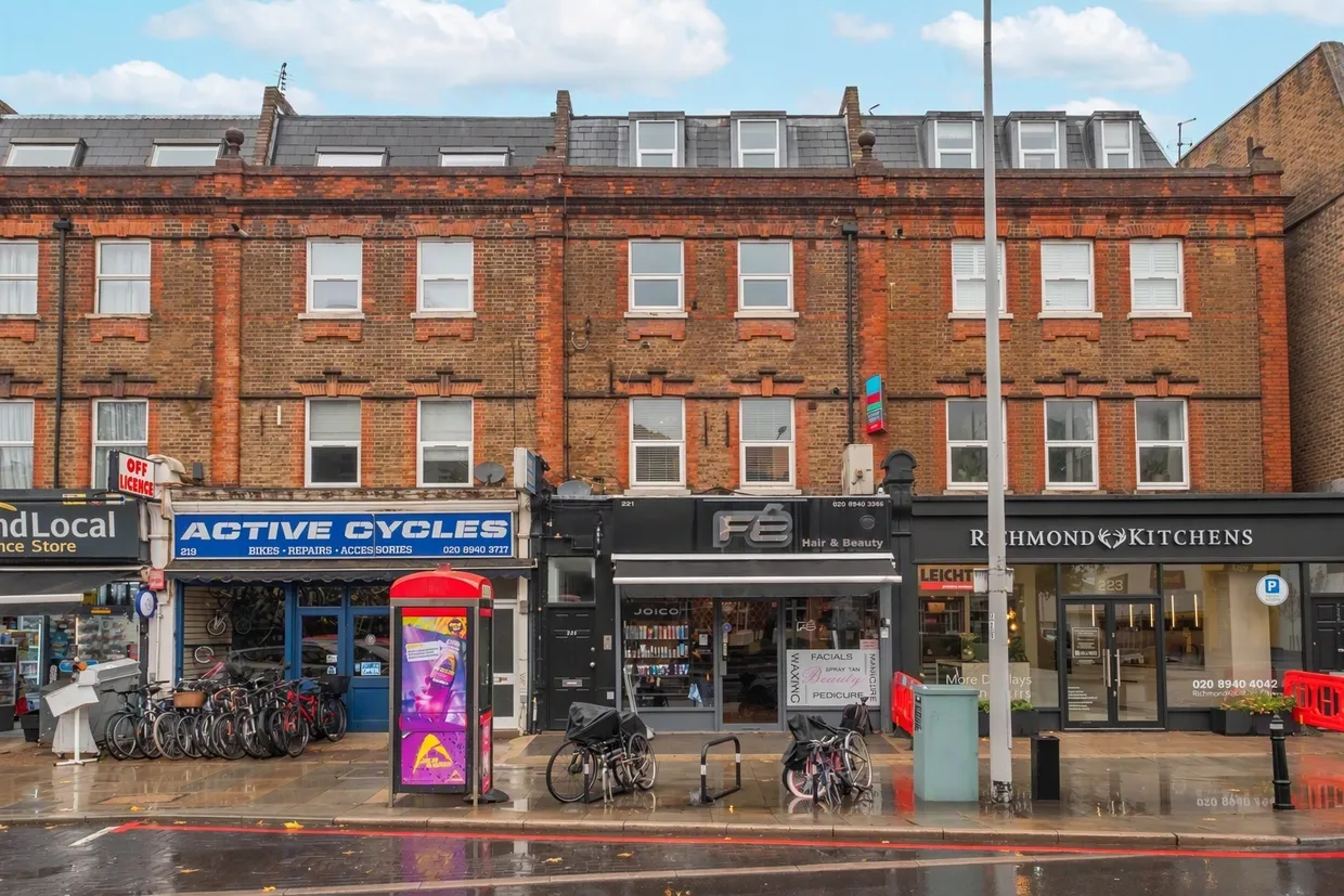 Lower Mortlake Road, Richmond, TW9 photo 1