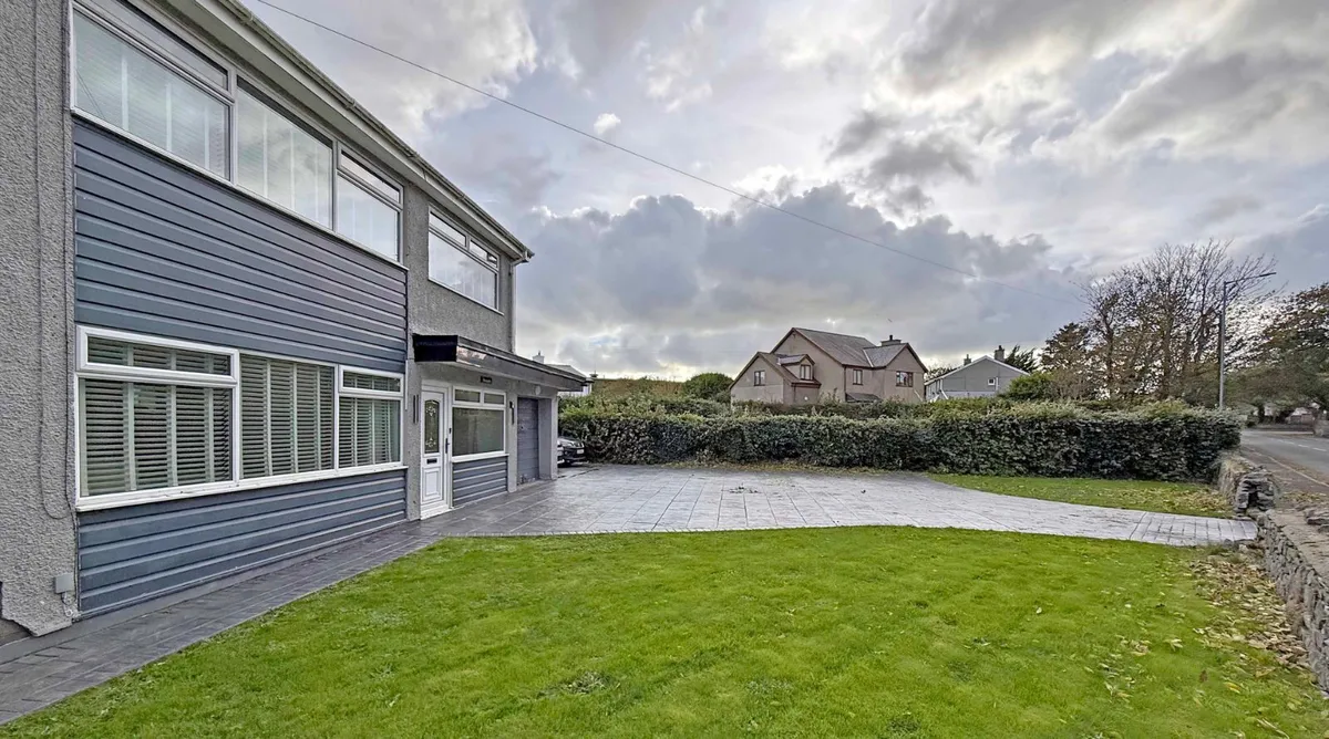 Penrhos Beach Road, Holyhead, Isle of Anglesey, LL65