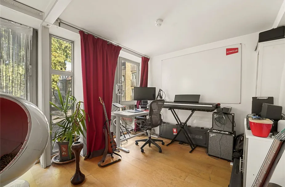 Property Photo 9