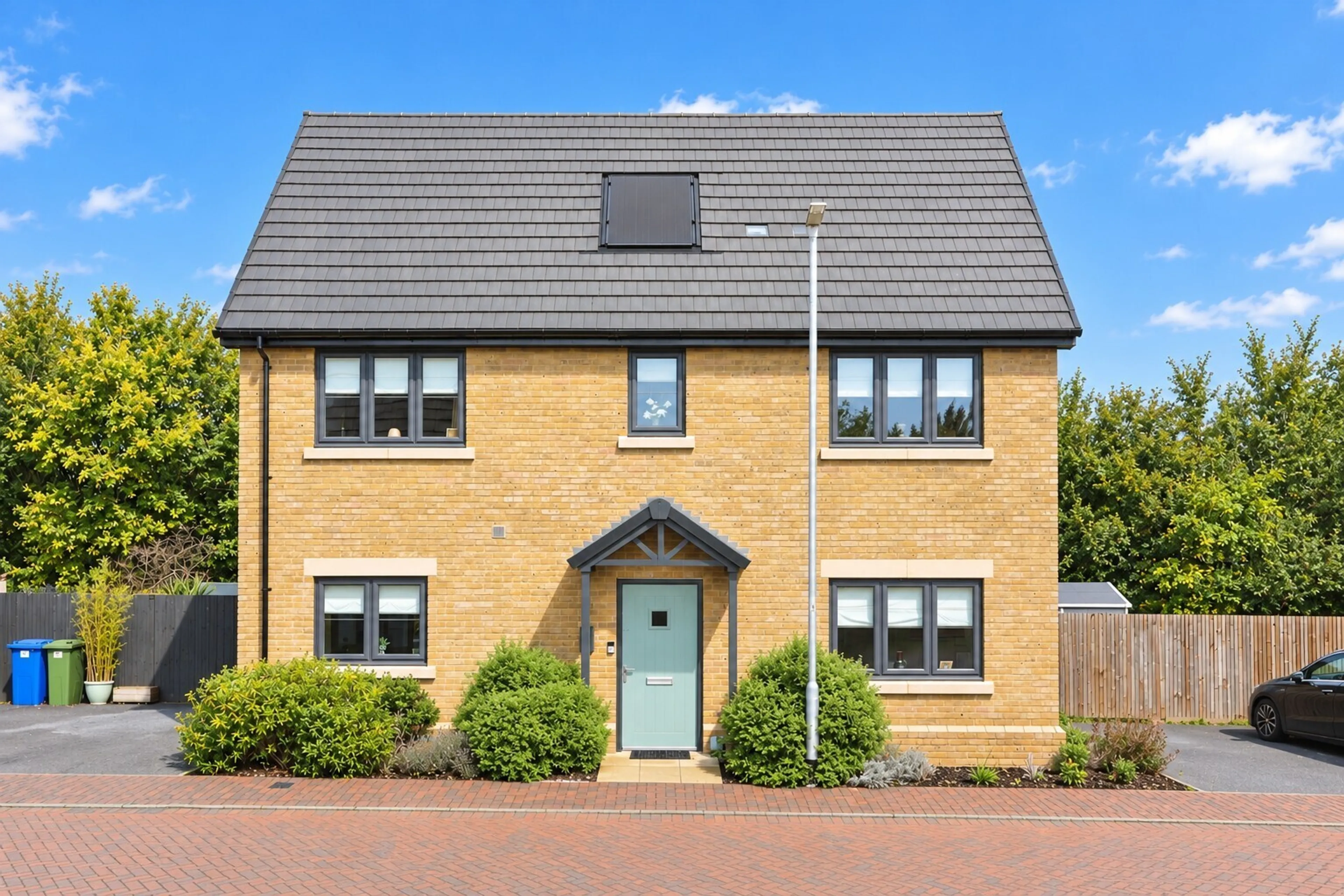 Property photo 0