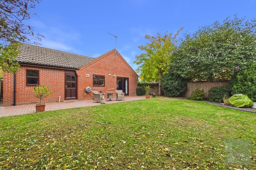 Filbert Road, Loddon Image 13