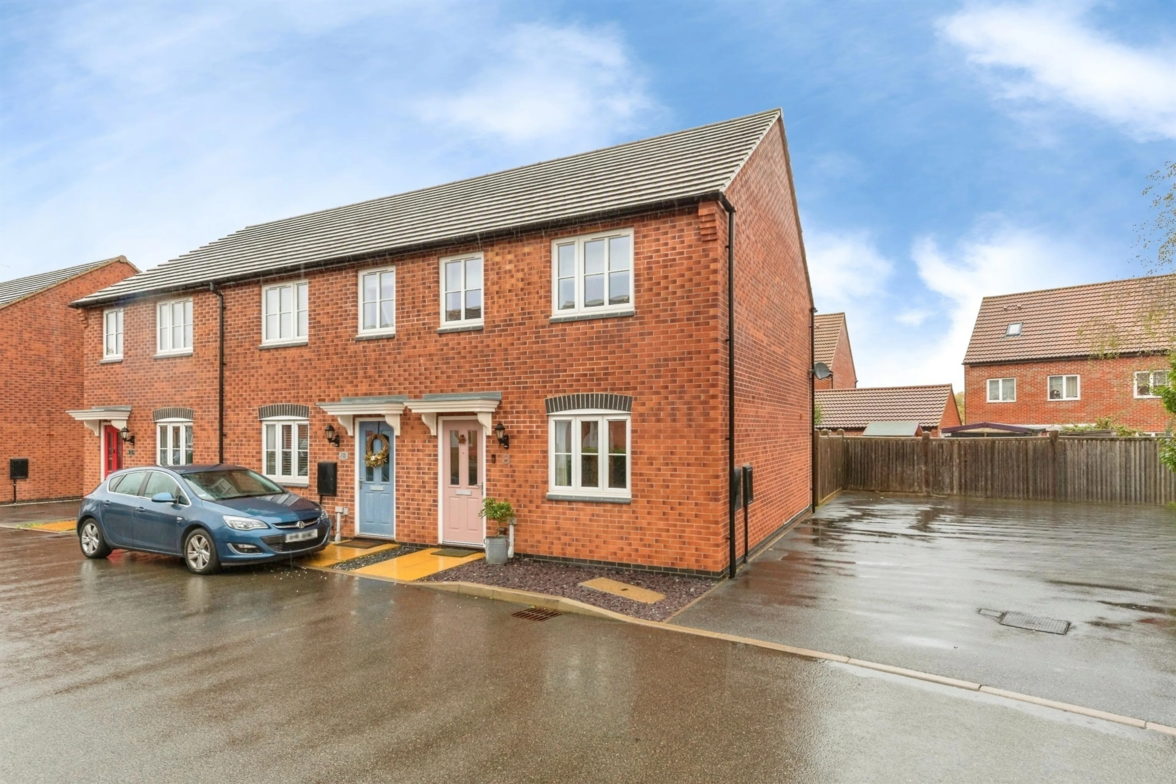 Property photo 0
