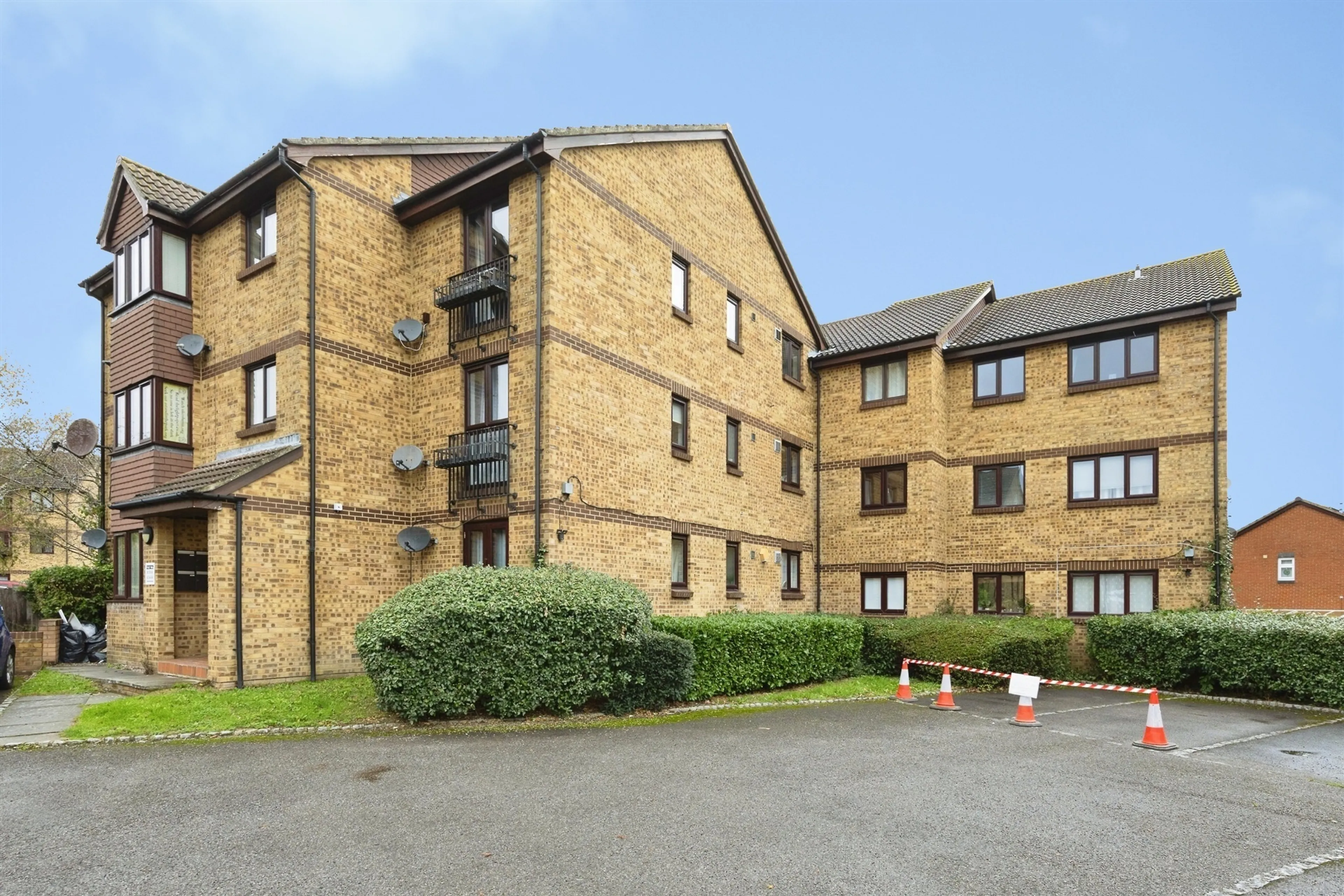 Property photo 0