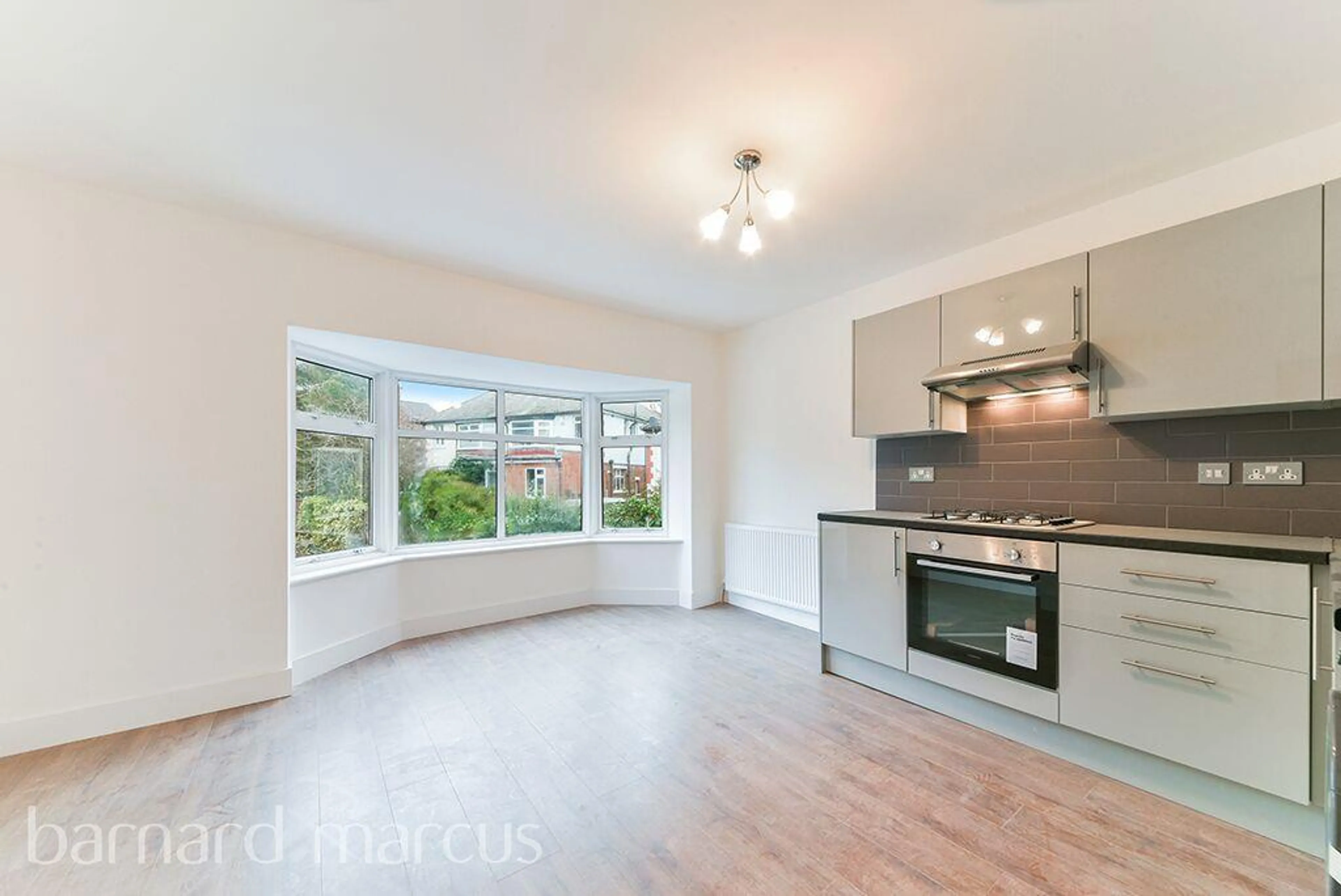 Property at Ferncroft Avenue, North Finchley, London