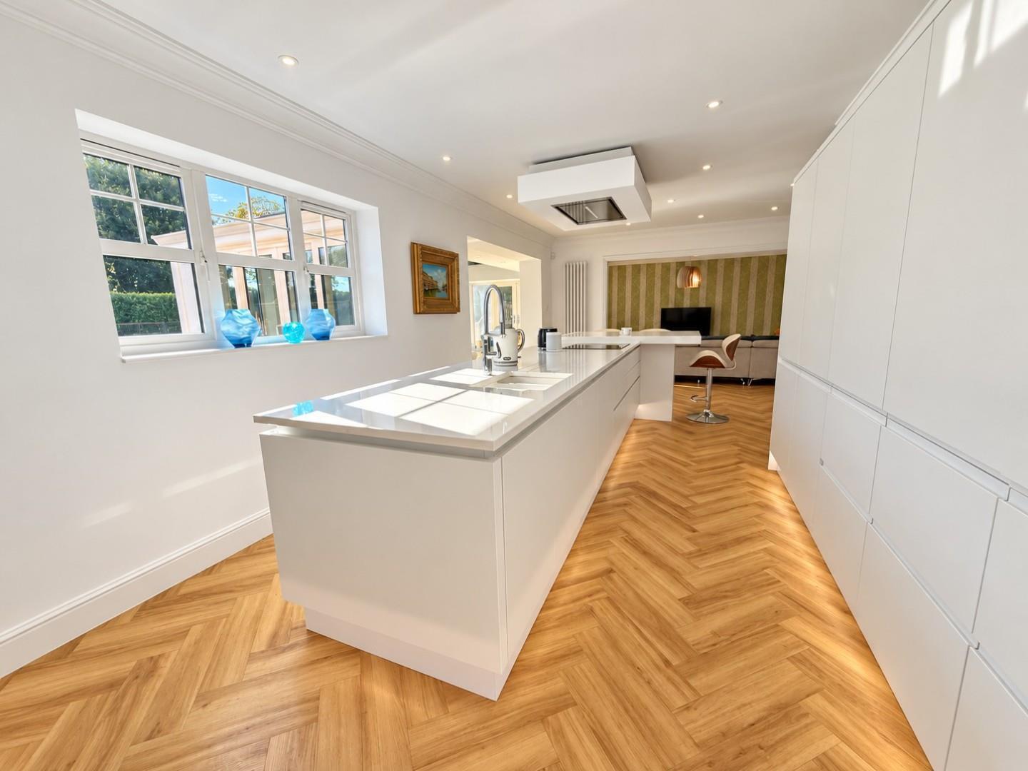 Turnberry Lane, Collingtree Park, Northampton Image 7