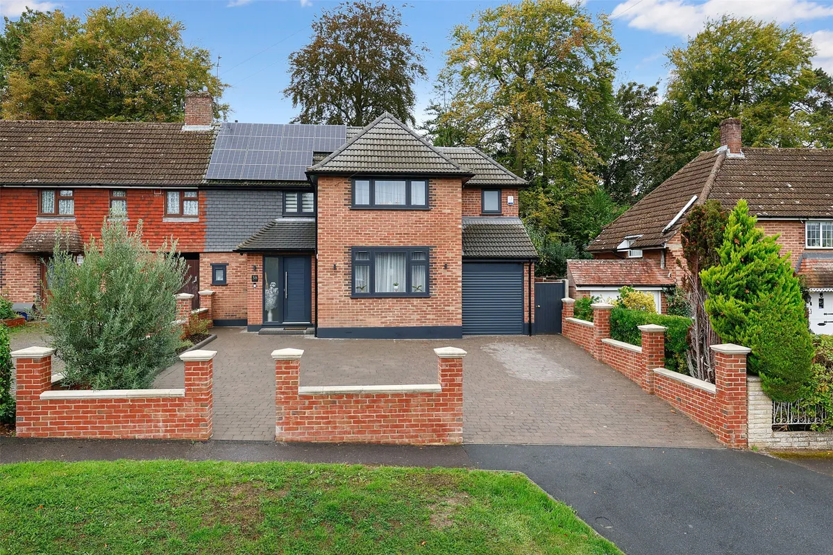 Newenham Road, Great Bookham, Leatherhead, Surrey, KT23