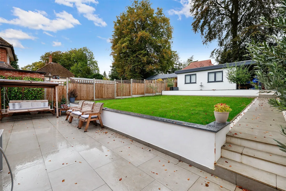 Newenham Road, Great Bookham, Leatherhead, Surrey, KT23