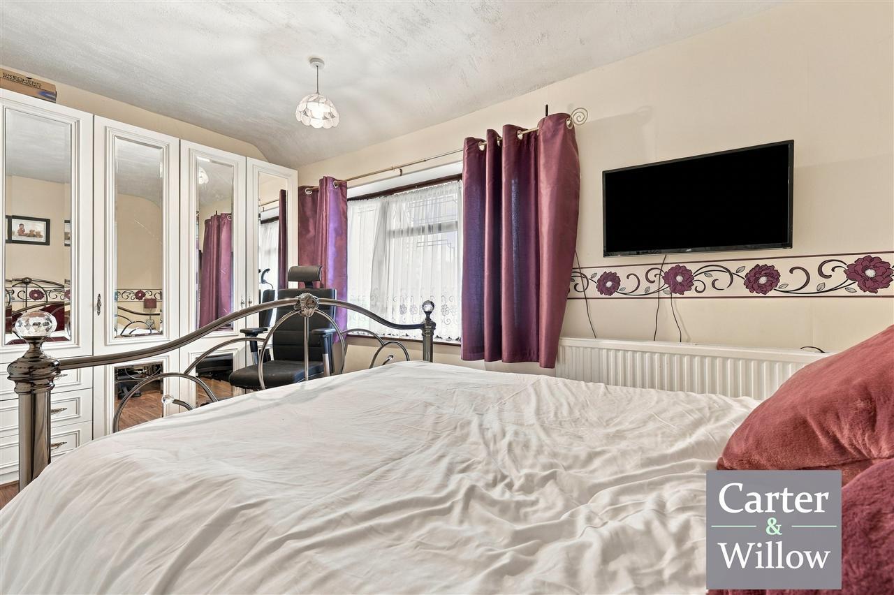 Weston Road, Dagenham, Essex Image 12
