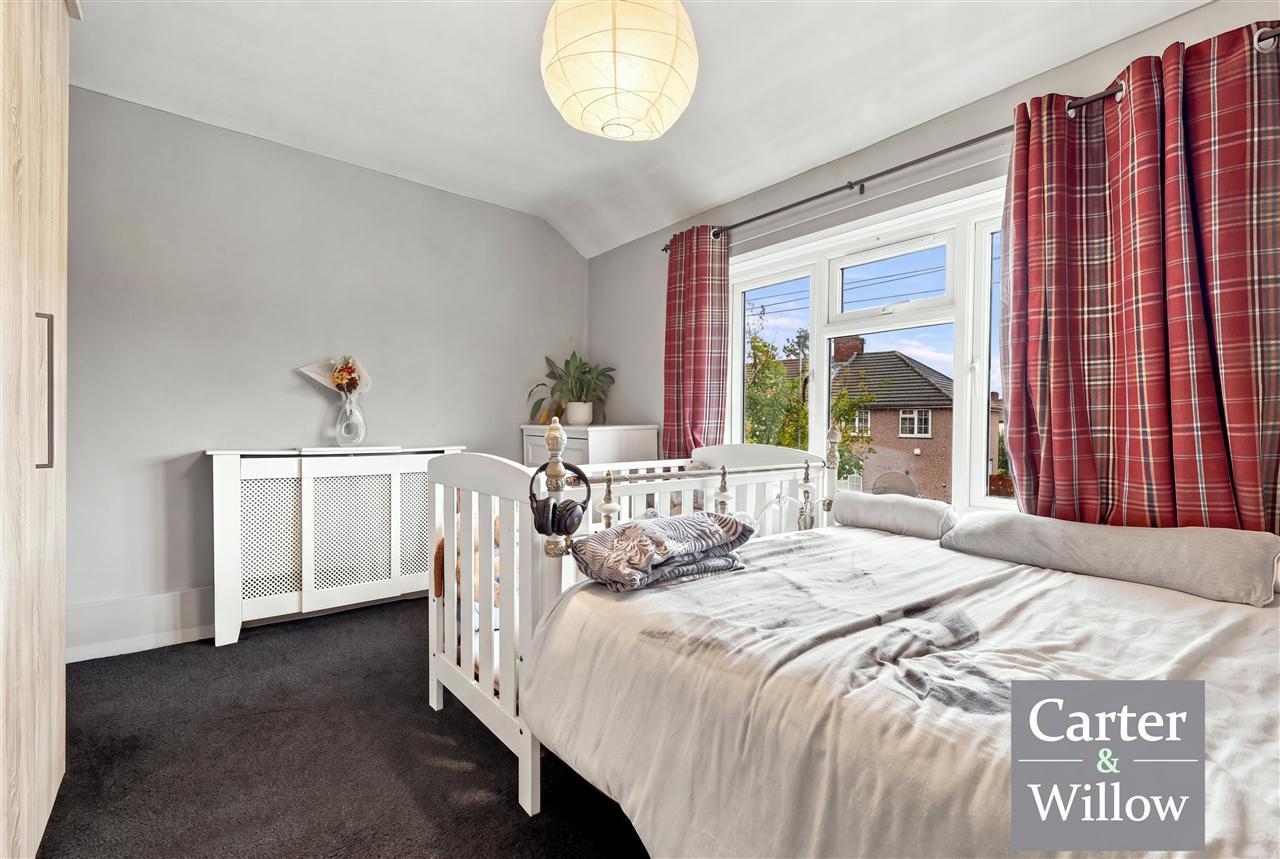 Arden Crescent, Dagenham, Essex Image 9