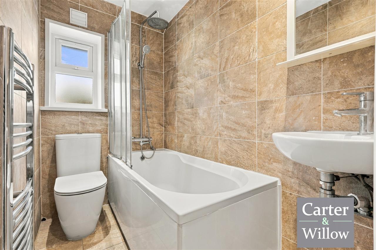 Ilchester Road, Essex Image 16