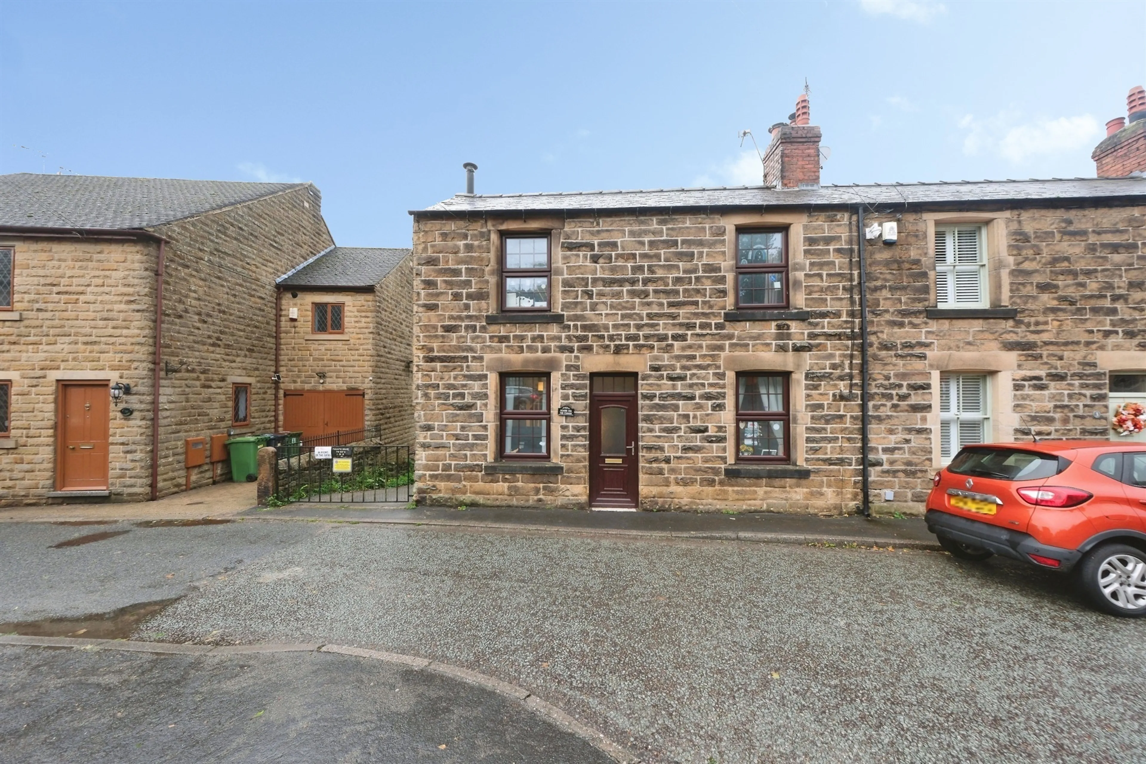 Property photo 0