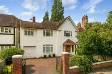 Roedean Crescent London SW15 photo 4