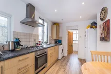 Trinity Road London SW17 photo 5