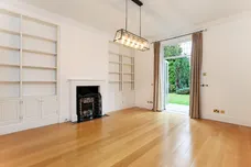 Ashley Road, Walton-on-Thames KT12 photo 8