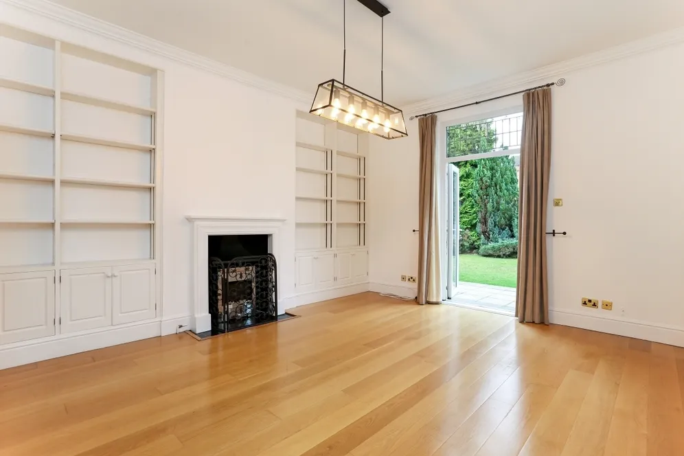 Ashley Road, Walton-on-Thames KT12 photo 8