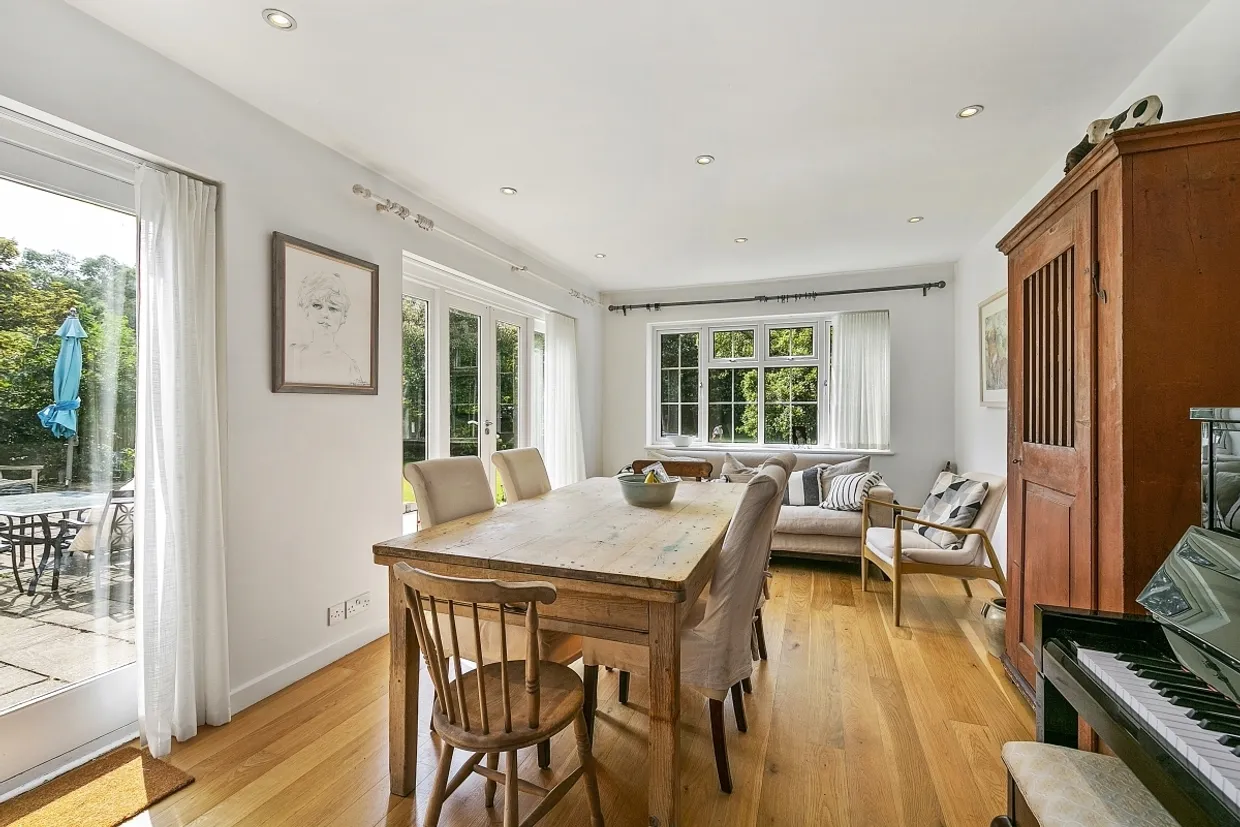Roedean Crescent London SW15 photo 12