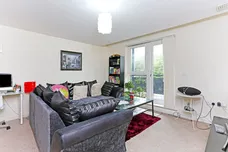 Metropolitan Station Approach, Watford, WD18 photo 7
