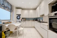 Kensington Court, London, W8 photo 13