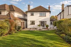 Pine Hill, Epsom, KT18 photo 10
