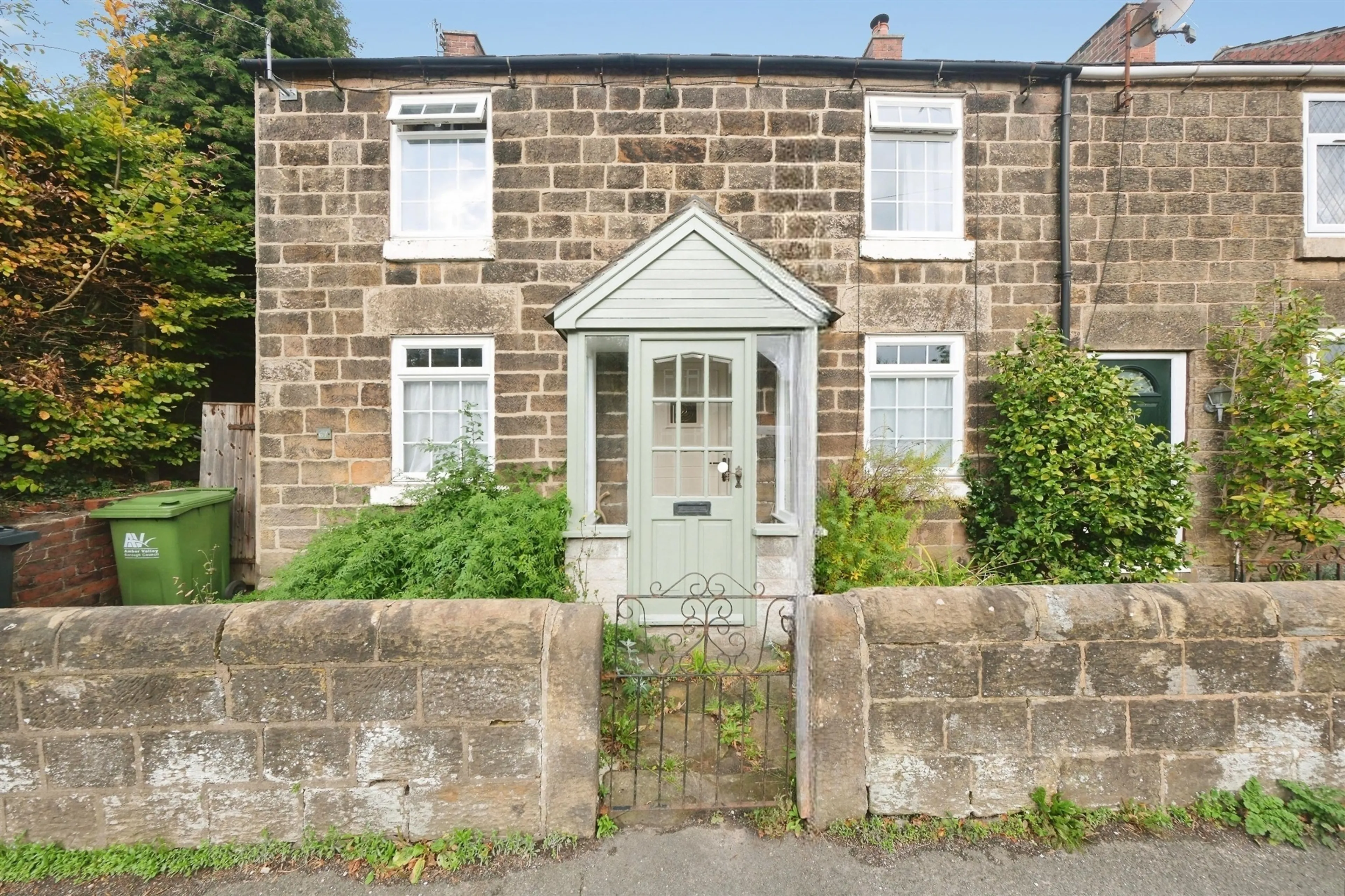 Property photo 0