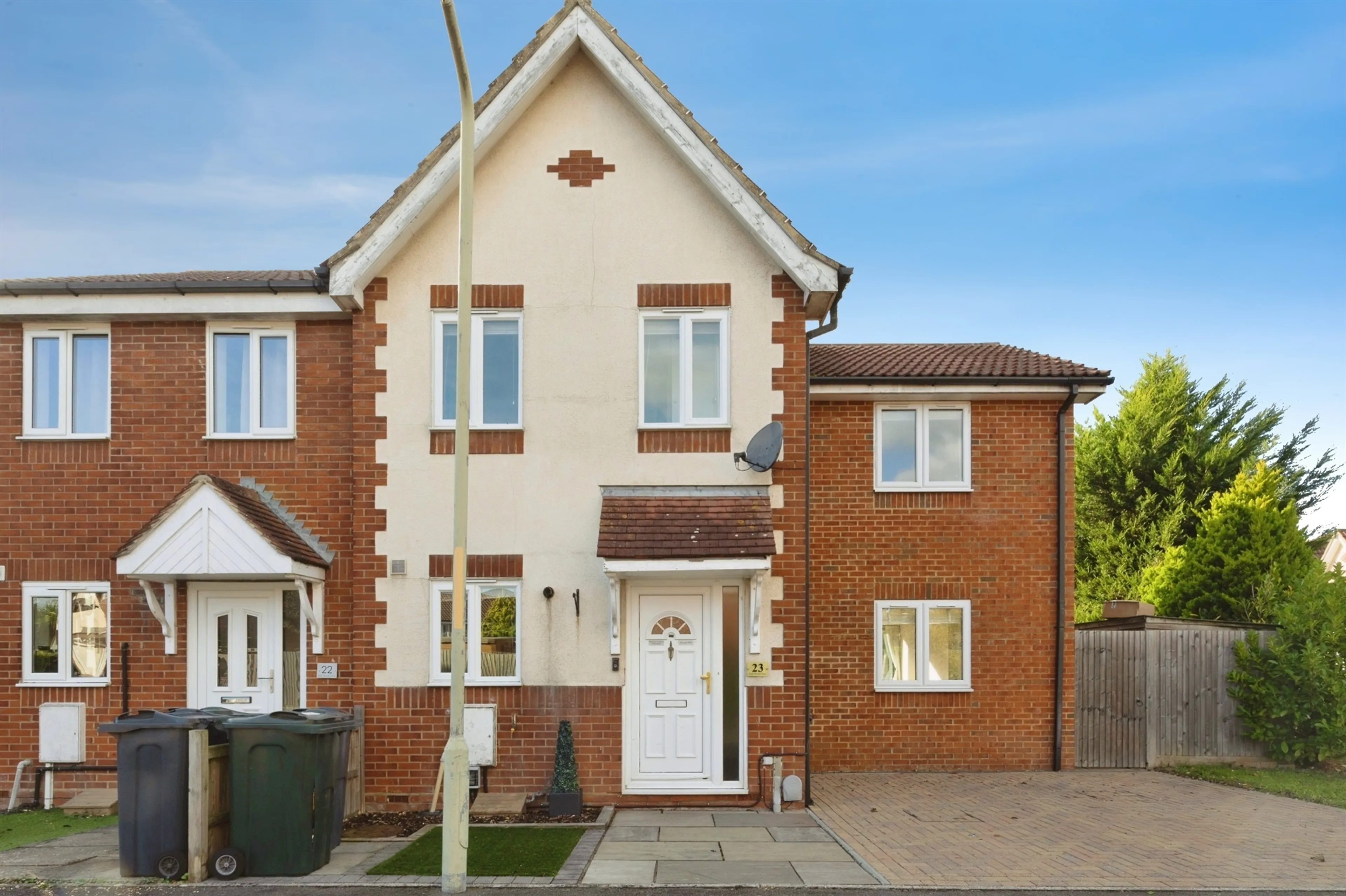 Property photo 0