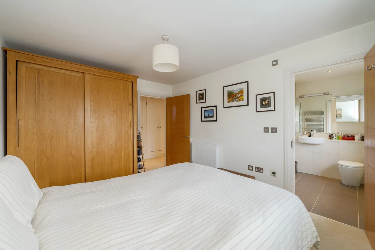 Grove Park Mews, London, W4 photo 6