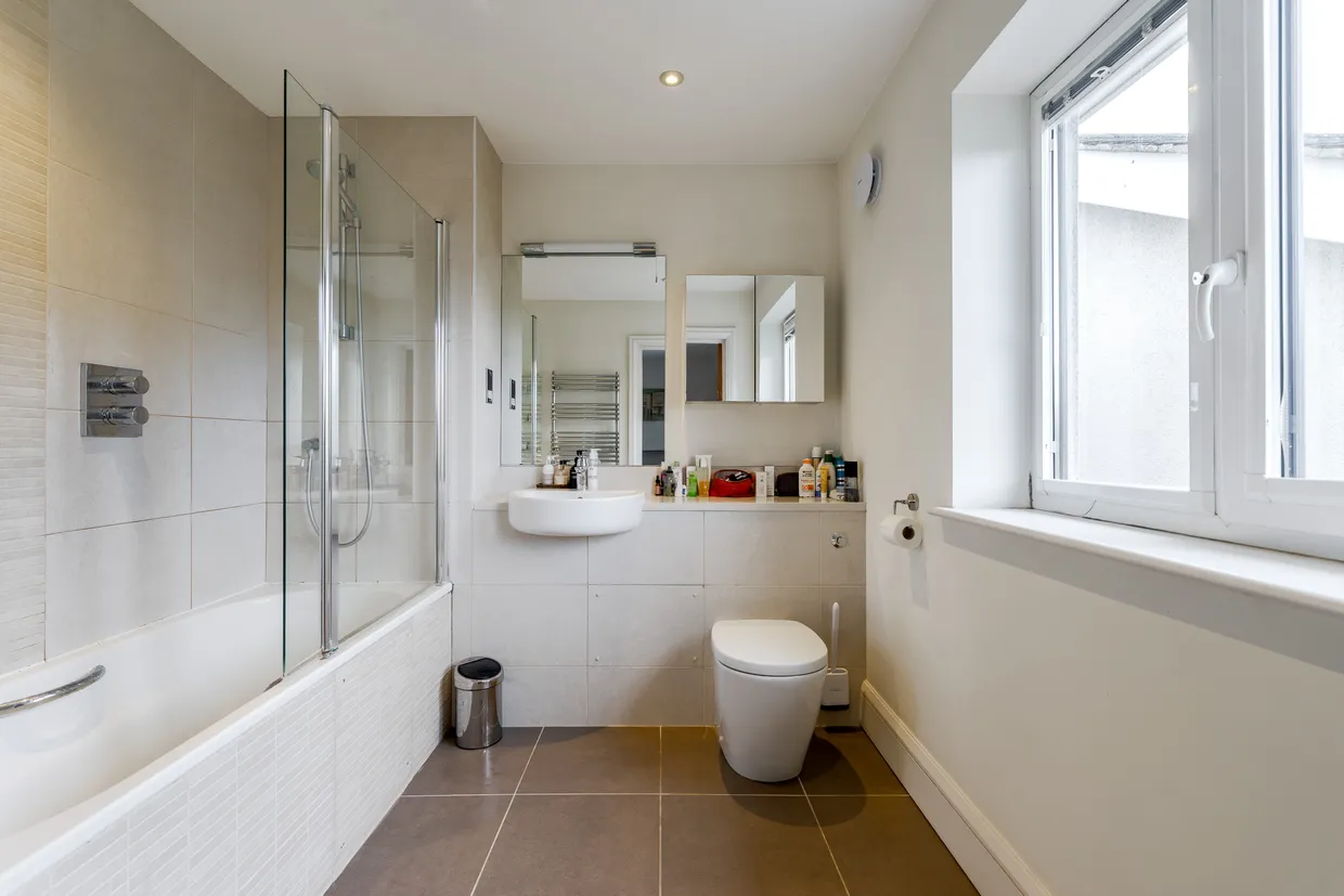 Grove Park Mews, London, W4 photo 7