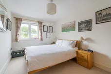 Grove Park Mews, London, W4 photo 8