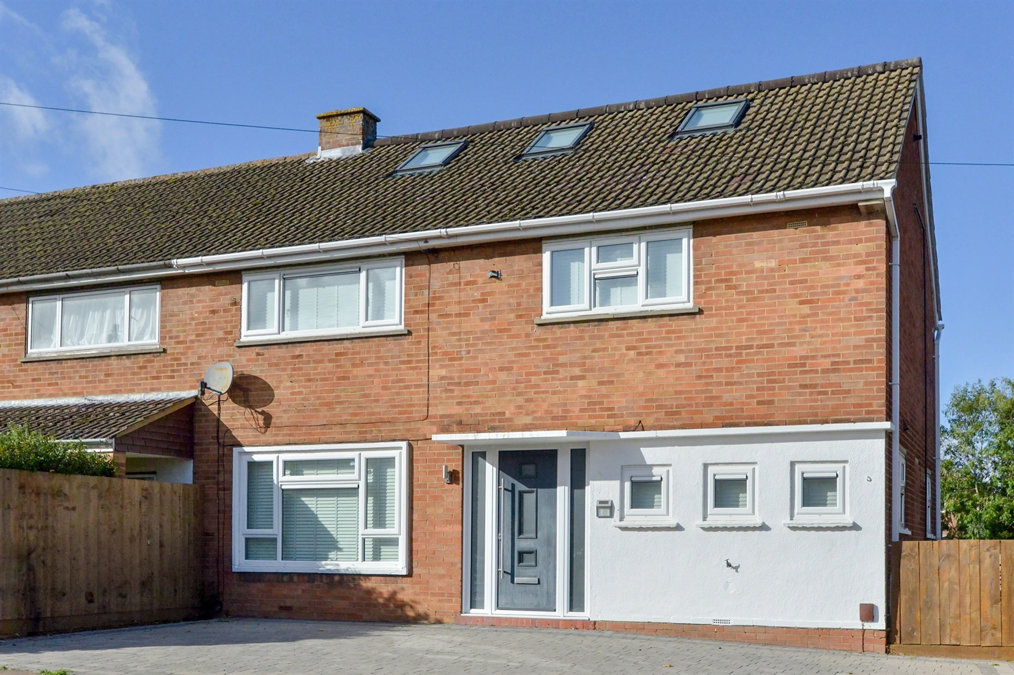 Property photo 0