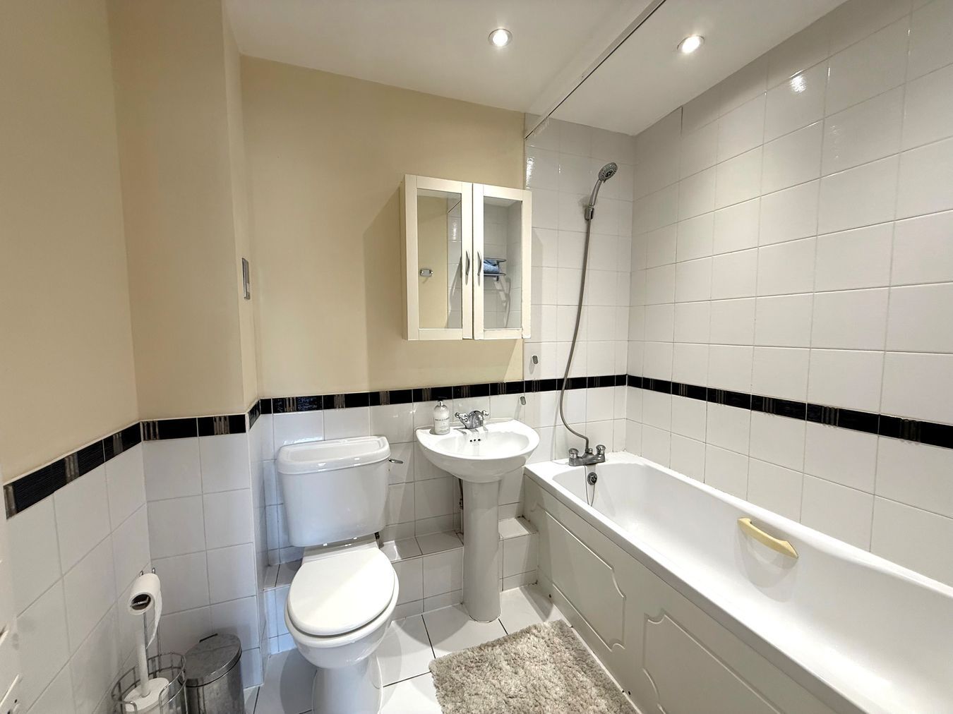 Riverside House, Fobney Street, READING, RG1 Image 9