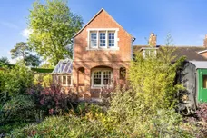 Station Road, Alton, GU34 photo 11