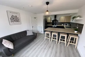 Main property image