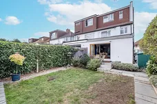 Cheyne Hill, Surbiton, KT5 photo 18