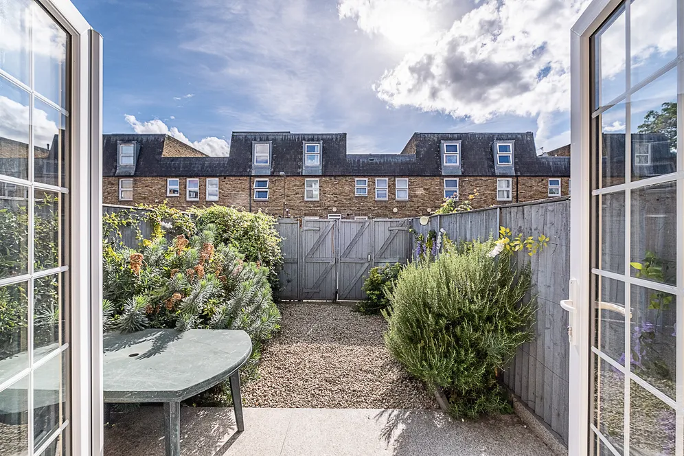 Rosetta Close, London, SW8 photo 7