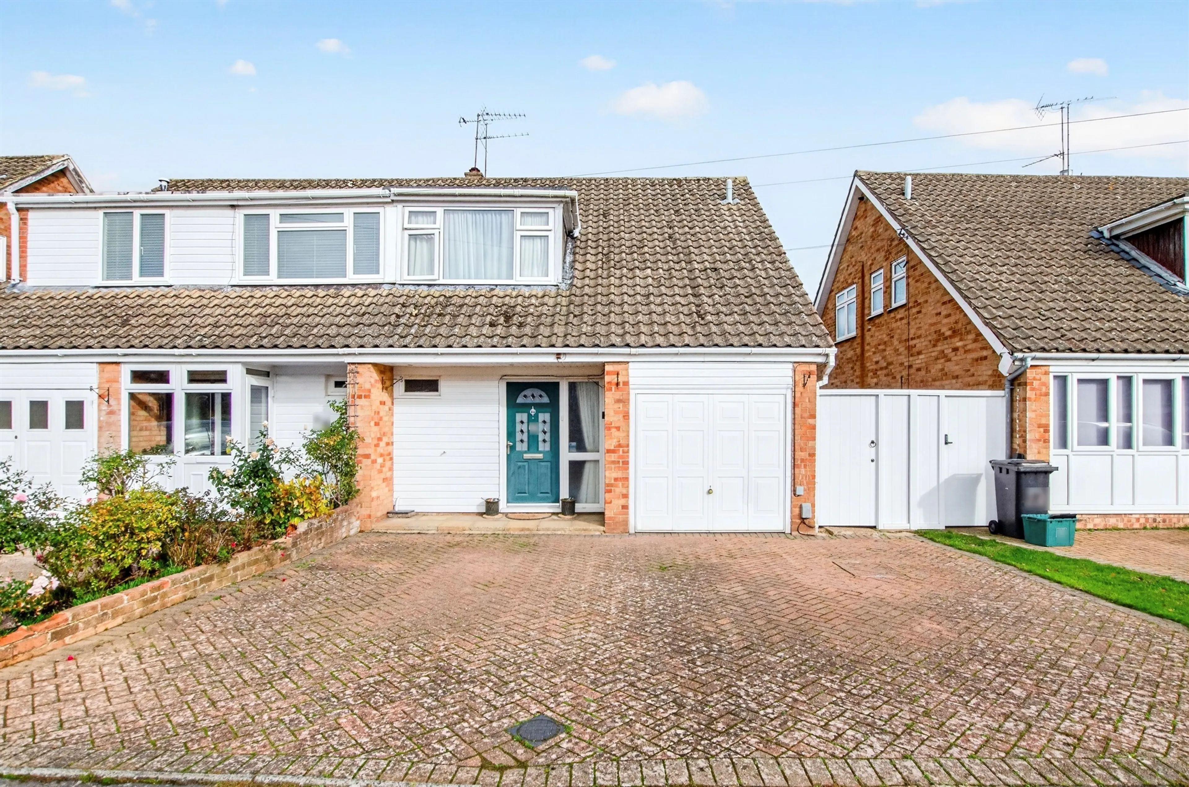 Property photo 0