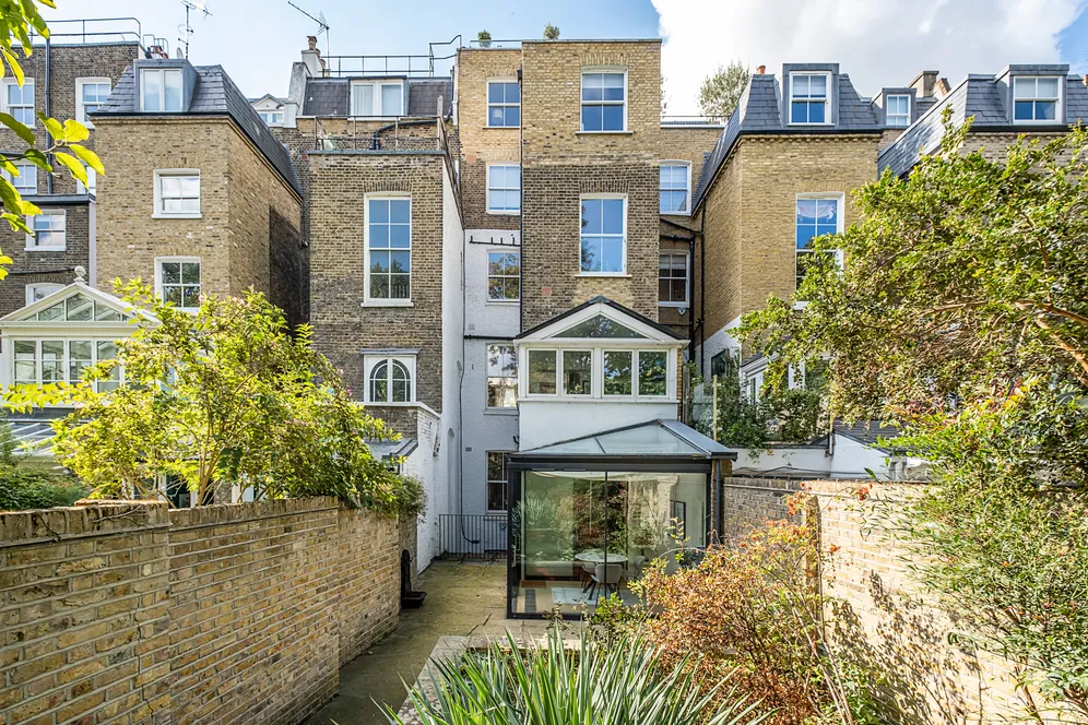 Palace Gardens Terrace, London, W8 photo 15