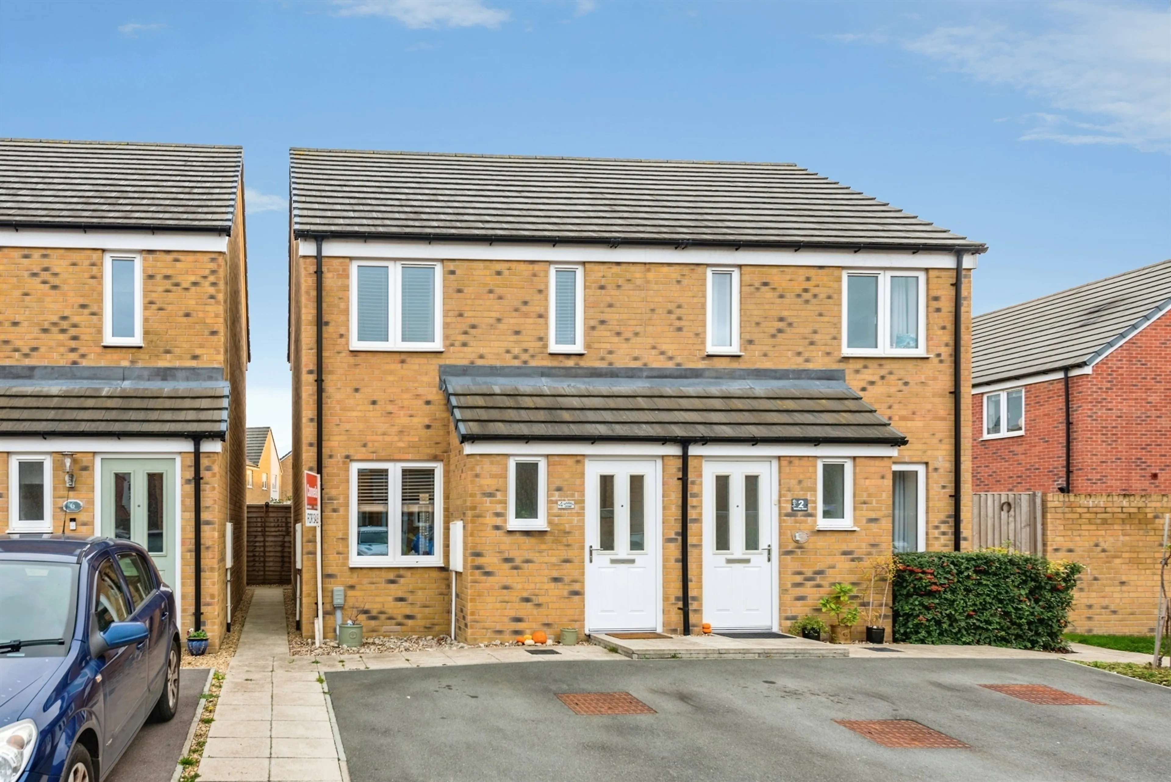 Property photo 0