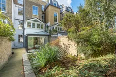 Palace Gardens Terrace, London, W8 photo 14