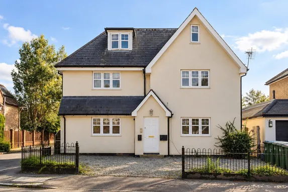 Hersham Road, Walton-On-Thames, KT12