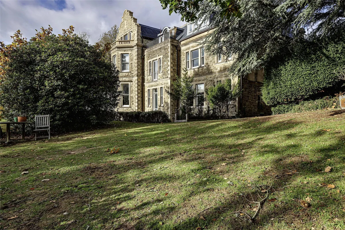 Castle Square, Bletchingley, Surrey, RH1