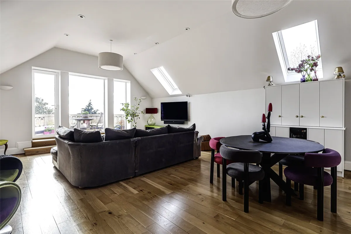 Castle Square, Bletchingley, Surrey, RH1