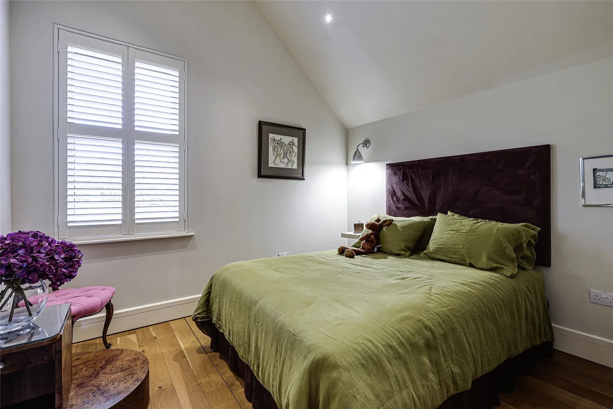 Castle Square, Bletchingley, Surrey, RH1