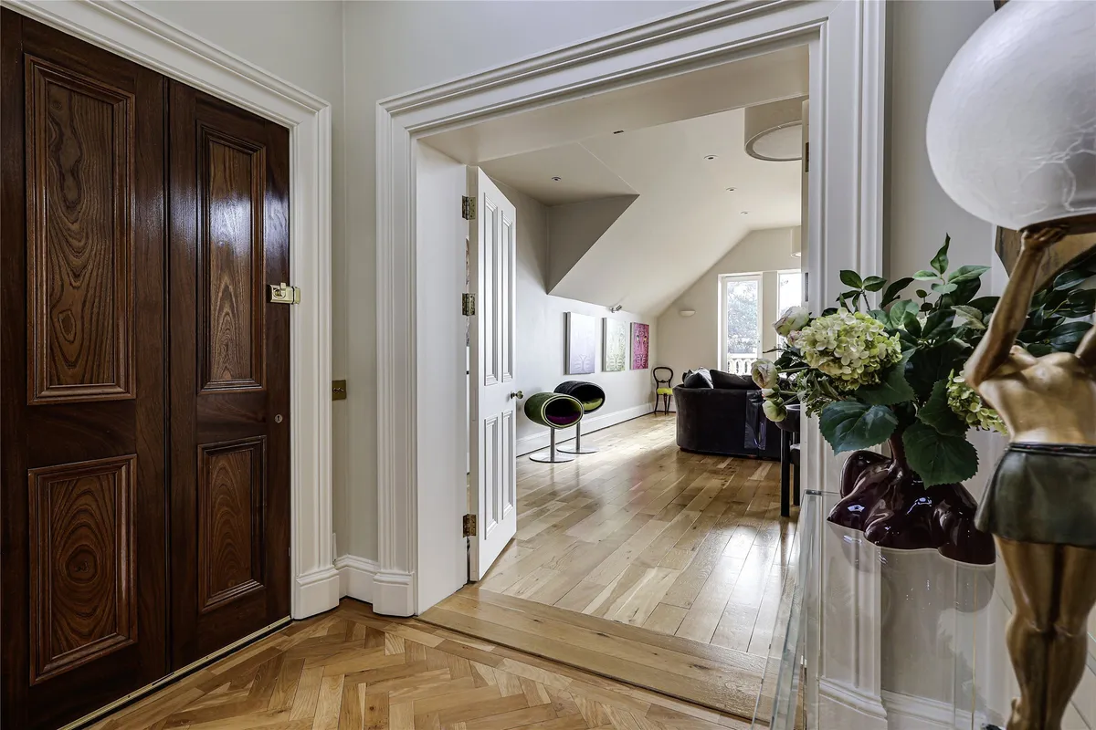Castle Square, Bletchingley, Surrey, RH1