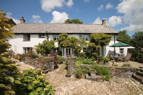 Unravelling the long tradition of the Devon longhouse 