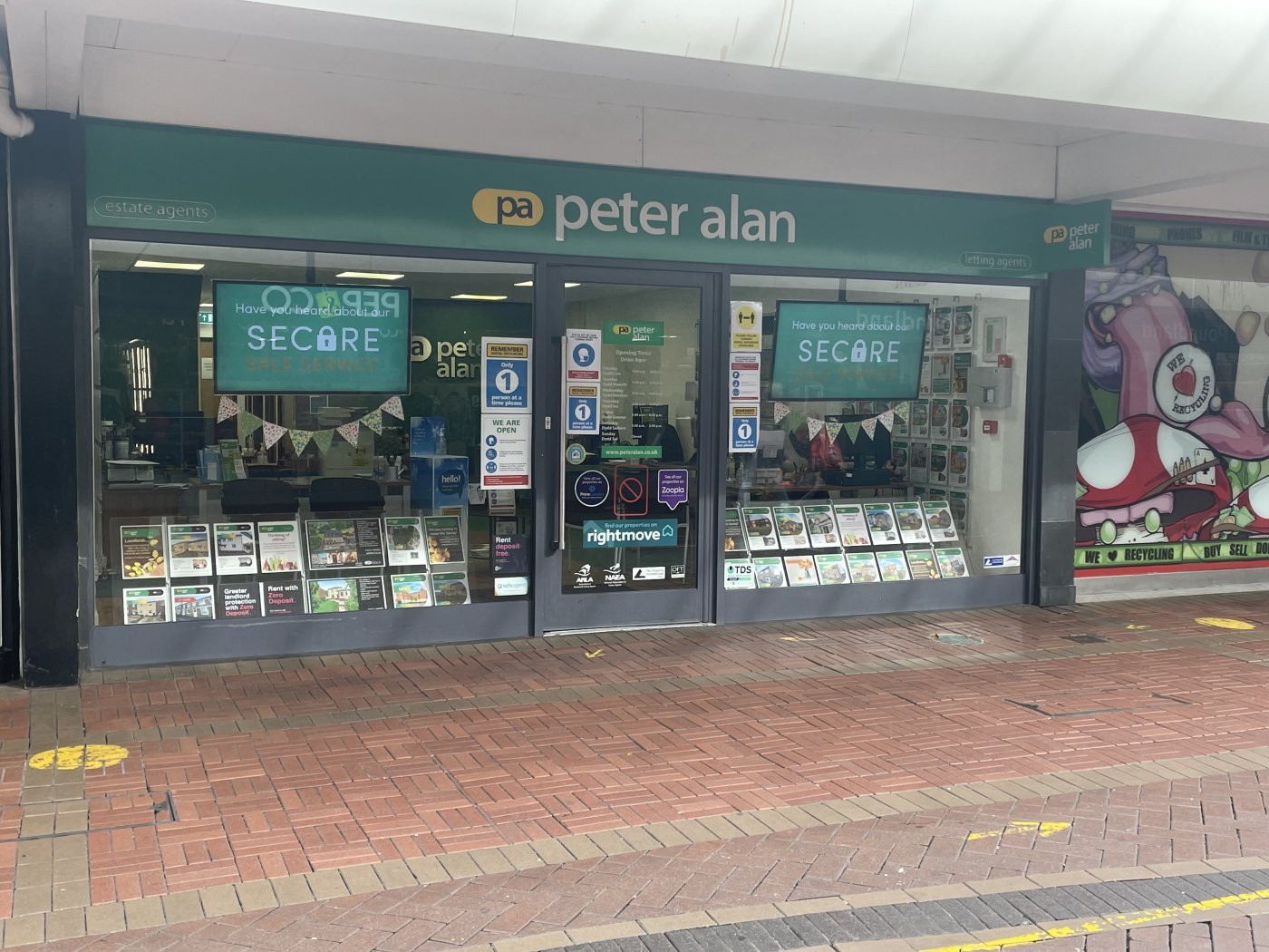 Peter Alan Estate Agents in Cwmbran Sell, Buy, Mortgages, Let or Rent